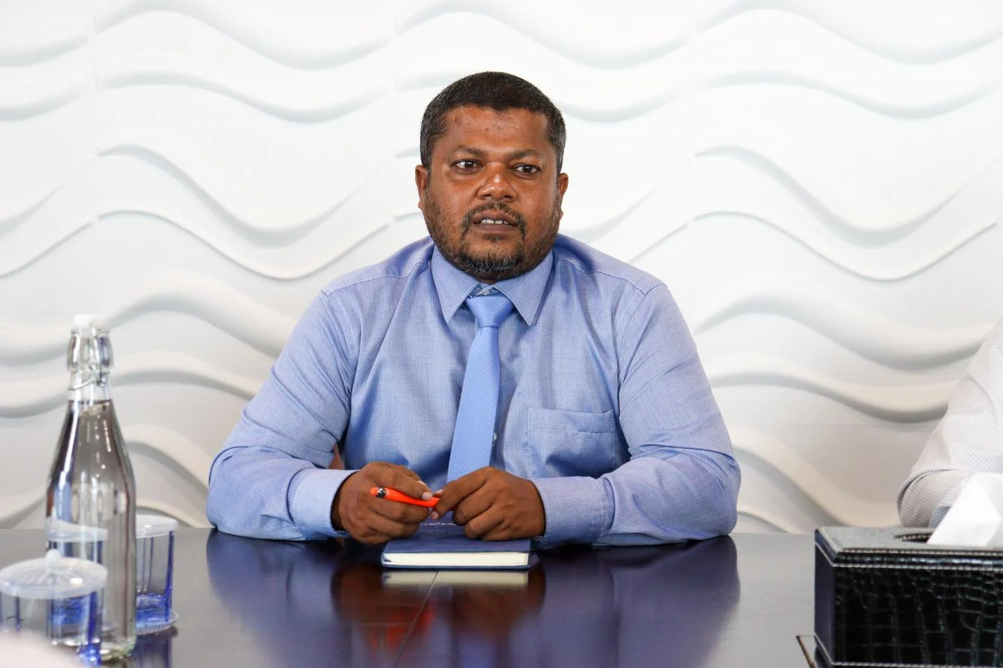 ފ.ނިލަންދޫގެ ޓީމެއް، މަސްވެރިކަމާއި ކަނޑުގެ ވަސީލަތްތަކާ ބެހޭ ވުޒާރާގެ ސްޓޭޓް މިނިސްޓަރާ ބައްދަލުކުރައްވައިފި