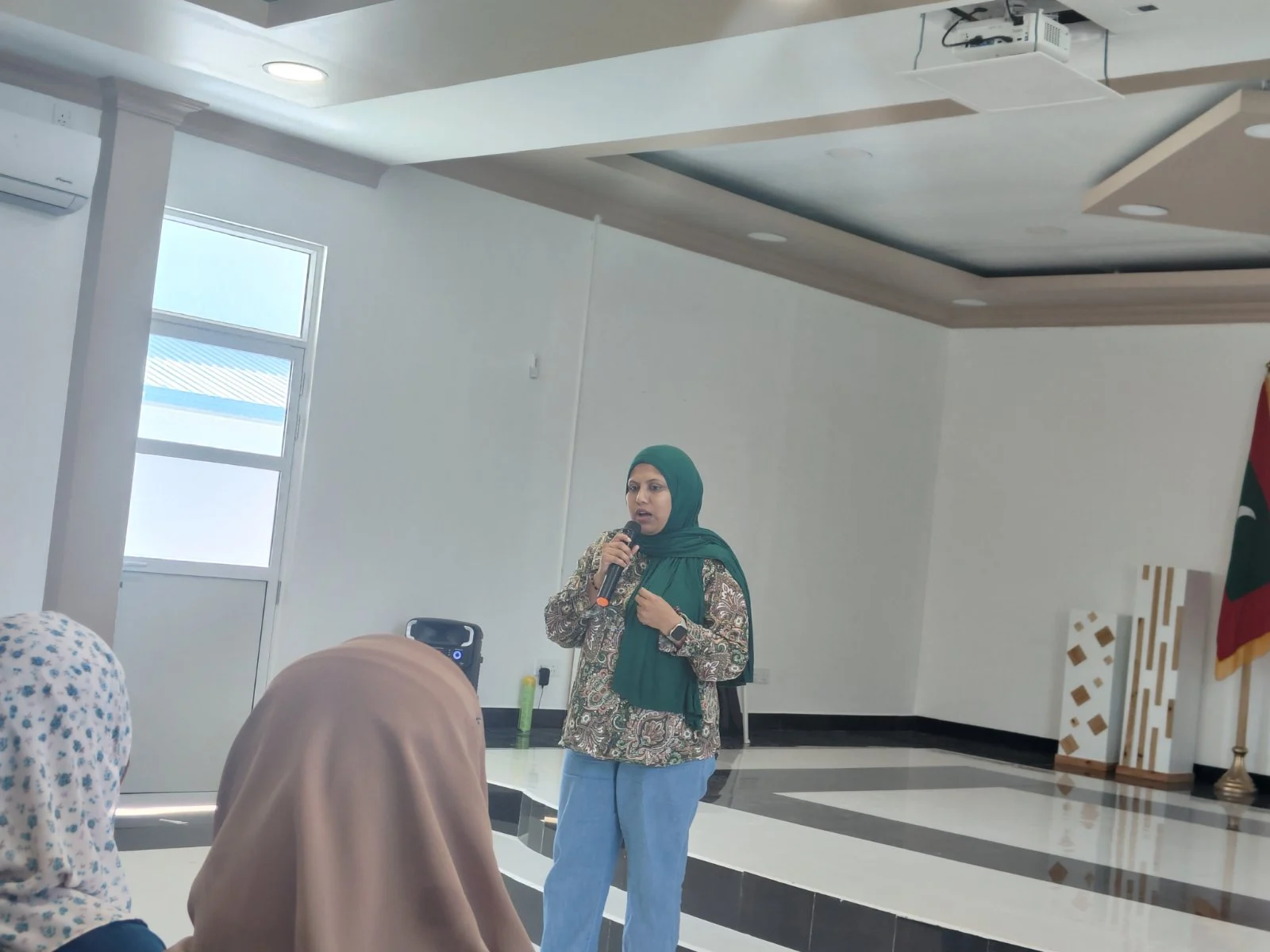 2026ވަނަ އަހަރު ނިމެންވާއިރަށް އާއްމު ބަލިތަކަށް ބޭނުންވާ ހުރިހާ ބޭހެއް ރާއްޖެއިން ލިބޭނޭ އިންތިޒާމް ހަމަޖައްސައިދޭނަން – ހީނާ