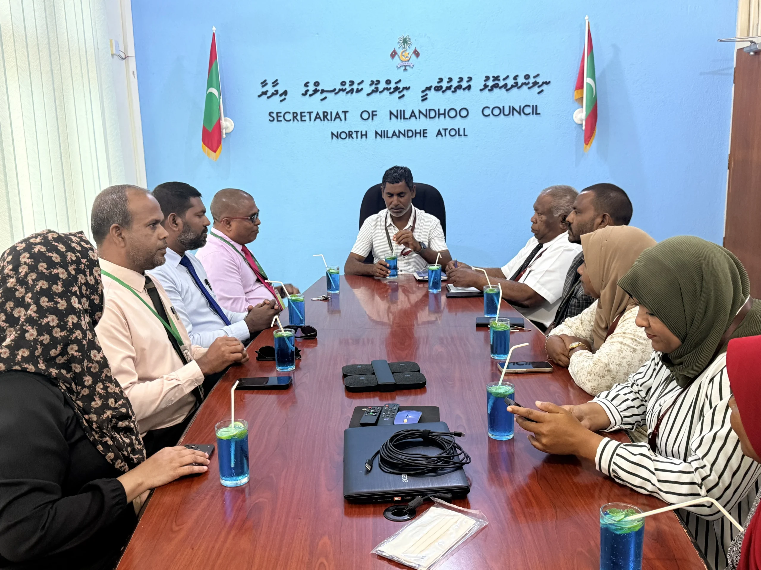 ފ. ޖުޑީޝަލް ދާއިރާގެ އިދާރީ މުވައްޒަފުންނަށް ބާއްވާ ތަމްރީނު ޕްރޮގްރާމަށް ކައުންސިލްގެ އެއްބާރުލުން ހޯދުމަށް ބޭއްވުނު ބައްދަލުވުން